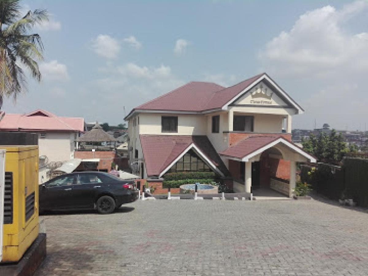 Room In Lodge - Choice Suites 111 Formerly Crown Cottage Hotel Ikeja Exterior photo