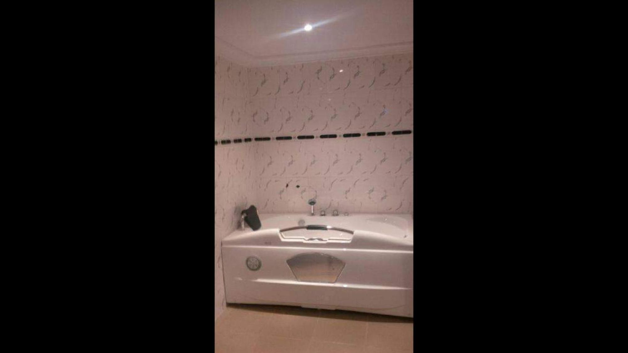 Room In Lodge - Choice Suites 111 Formerly Crown Cottage Hotel Ikeja Exterior photo